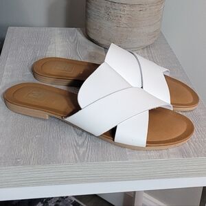 Mark Jenkins Allure Crossover Slides Sandals 9 White